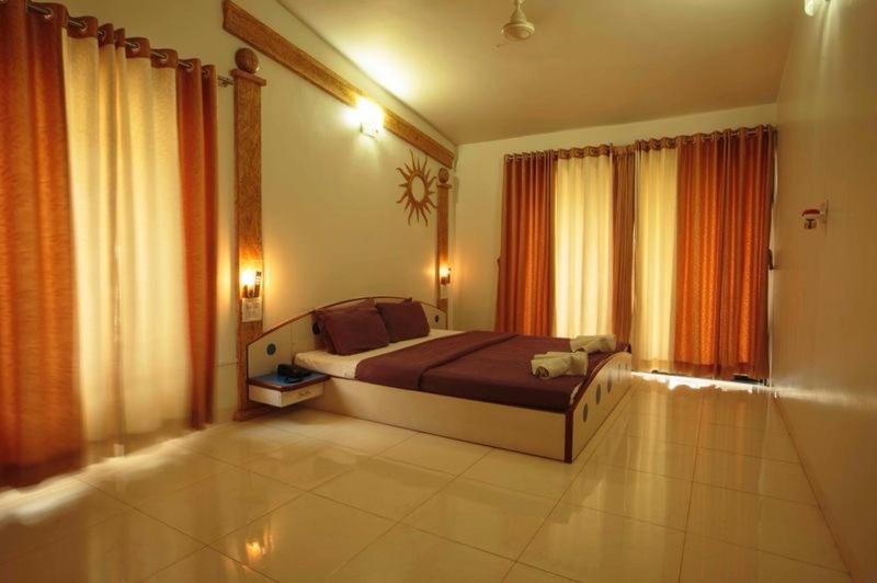 Anandvan Holiday Homes, Wai المظهر الخارجي الصورة